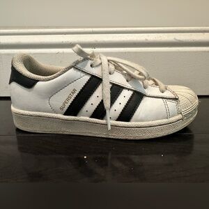 adidas Superstar Low Lifestyle Shoes Kids Size 2 Black/White Art No:C77394